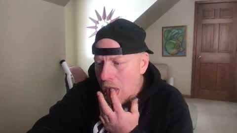 Snapshot of twiinsoul chatting on 02.01.26 twiinsoul online show from 02.01.26