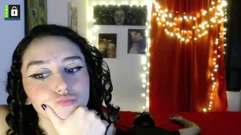 TwinFlamesXX online show from 01.09.25