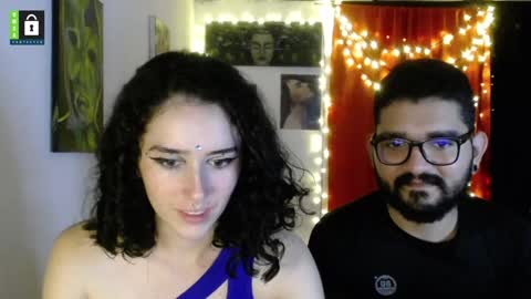 TwinFlamesXX online show from 01.10.25