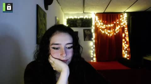 TwinFlamesXX online show from 01.14.25