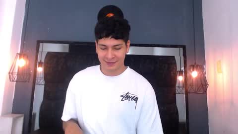 Snapshot of twink_bunny chatting on 02.06.26 samu online show from 02.06.26