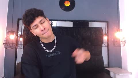 Snapshot of twink_bunny chatting on 03.05.26 samu online show from 03.05.26