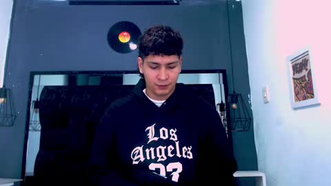 Snapshot of twink_bunny chatting on 03.20.26 samu online show from 03.20.26