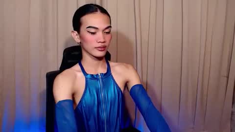 Snapshot of twink_clint chatting on 11.24.25 twink_clint online show from 11.24.25