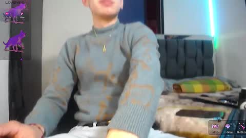 Snapshot of twink_daren chatting on 01.28.25 Mr Daren online show from 01.28.25