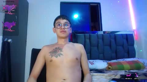 Snapshot of twink_daren chatting on 02.18.25 Mr Daren online show from 02.18.25