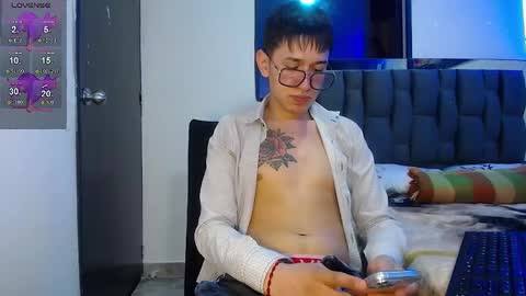 Snapshot of twink_daren chatting on 02.24.25 Mr Daren online show from 02.24.25