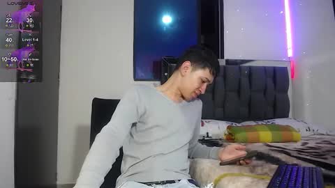 Snapshot of twink_daren chatting on 02.27.25 Mr Daren online show from 02.27.25
