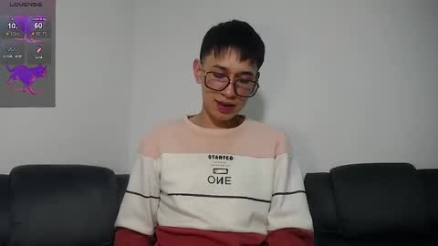 Snapshot of twink_daren chatting on 03.06.25 Mr Daren online show from 03.06.25