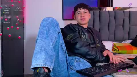 Snapshot of twink_daren chatting on 09.17.25 Mr Daren online show from 09.17.25