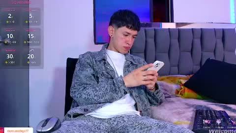 Snapshot of twink_daren chatting on 06.01.26 Mr Daren online show from 06.01.26