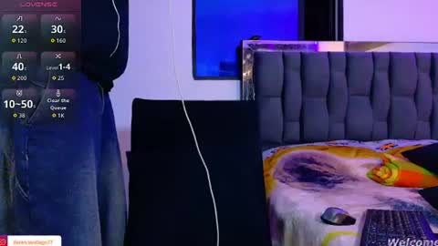 Snapshot of twink_daren chatting on 07.18.26 Mr Daren online show from 07.18.26