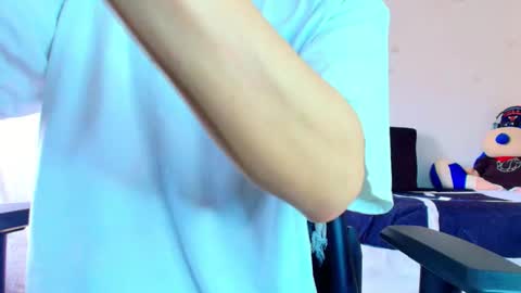 Snapshot of twink_sebas_ chatting on 12.02.25 Bad boy sebastian online show from 12.02.25