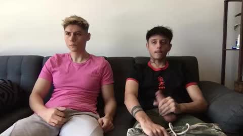 Snapshot of twinksguys360 chatting on 11.06.25 Derrick online show from 11.06.25