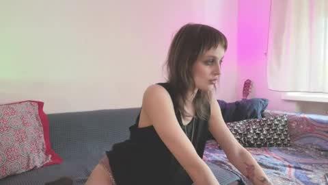 Sin and Skin online show from 05.25.26