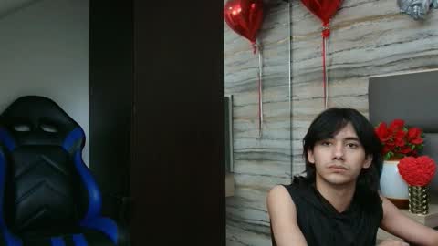 Snapshot of twinslovers_ chatting on 02.18.26 twinslovers_ online show from 02.18.26