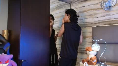 Snapshot of twinslovers_ chatting on 03.21.26 twinslovers_ online show from 03.21.26