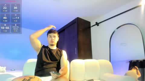 Snapshot of twintease chatting on 11.23.25 twintease online show from 11.23.25