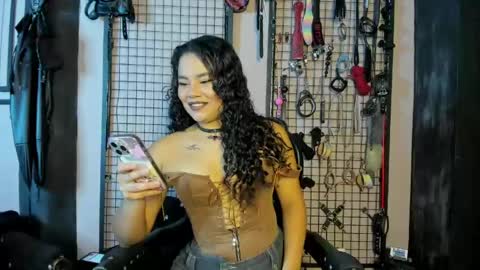Snapshot of twisted_fantasy_ chatting on 06.01.26 Clio Tadeo online show from 06.01.26