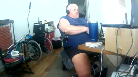 Snapshot of two_wheels_two_balls chatting on 06.06.26 two_wheels_two_balls online show from 06.06.26