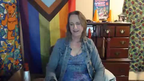 Snapshot of twocumkerry chatting on 04.26.26 twocumkerry online show from 04.26.26