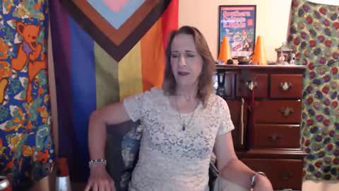 Snapshot of twocumkerry chatting on 05.15.26 twocumkerry online show from 05.15.26