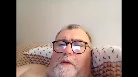 twohats2810 online show from 03.13.26