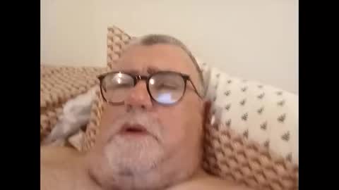 twohats2810 online show from 03.27.26