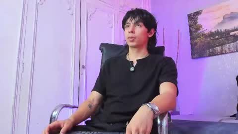 Snapshot of tyler_durtenn chatting on 07.28.26 Tyler online show from 07.28.26