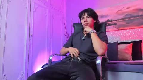 Snapshot of tyler_durtenn chatting on 07.29.26 Tyler online show from 07.29.26