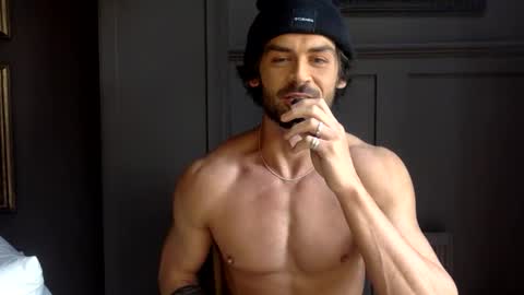 tylerjamesxxx_ online show from 09.11.25