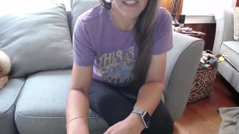 Snapshot of tylersands chatting on 10.17.25 Tyler Sands online show from 10.17.25