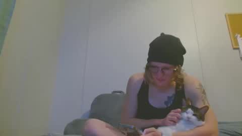 Snapshot of tyyyler93 chatting on 01.04.25 TylerAlternative online show from 01.04.25