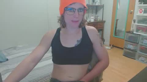 Snapshot of tyyyler93 chatting on 02.14.25 TylerAlternative online show from 02.14.25