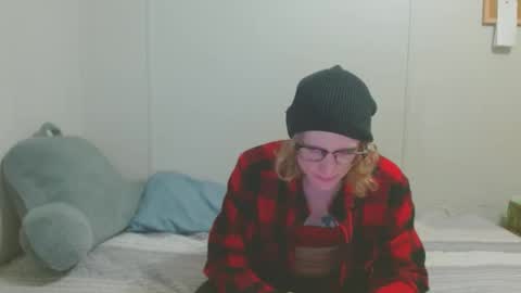 Snapshot of tyyyler93 chatting on 03.02.25 TylerAlternative online show from 03.02.25