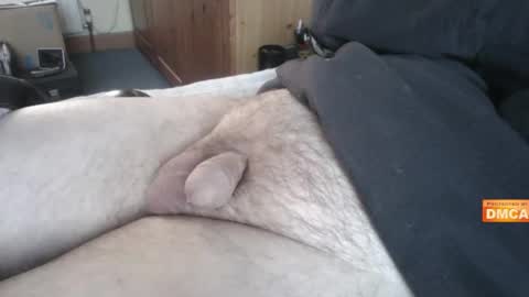 Snapshot of uk_exhibitionist70 chatting on 01.10.25 Hairy UK guy online show from 01.10.25