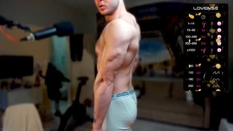 Snapshot of ukgymboy chatting on 10.19.25 James Iron online show from 10.19.25