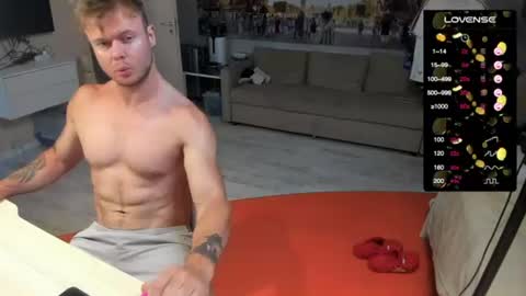 Snapshot of ukgymboy chatting on 07.27.26 James Iron online show from 07.27.26