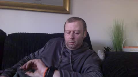 ukmatty3 online show from 01.24.25