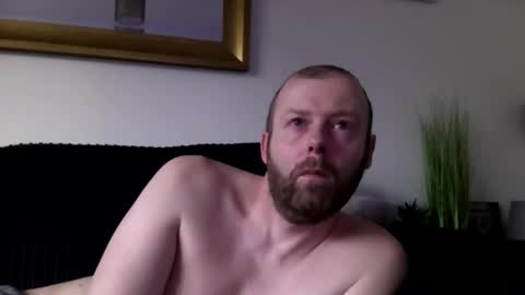 Snapshot of ukmatty3 chatting on 02.20.26 ukmatty3 online show from 02.20.26