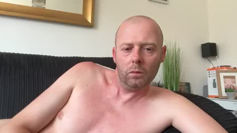 ukmatty3 online show from 06.25.26