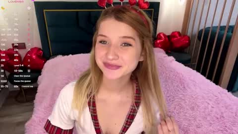 Snapshot of ulalittlepage chatting on 03.02.26 Vikki online show from 03.02.26