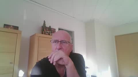 Snapshot of ulli44 chatting on 12.02.24 Ulrich online show from 12.02.24