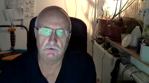 Snapshot of ulli44 chatting on 03.29.26 Ulrich online show from 03.29.26