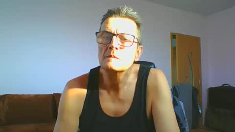 ulmeni4 online show from 12.03.25