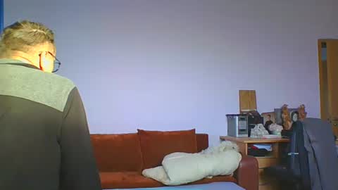 ulmeni4 online show from 12.17.25