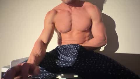 Snapshot of um_cammusc chatting on 02.03.26 Um CM online show from 02.03.26