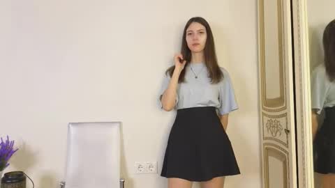 Snapshot of umbraelyon chatting on 03.08.26 Liliane online show from 03.08.26