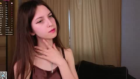 Snapshot of umbraelyon chatting on 04.15.26 Liliane online show from 04.15.26