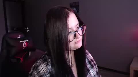 Julia online show from 03.04.25